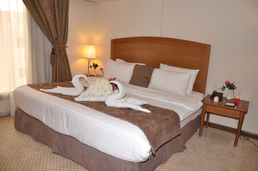 Reef Al Malaz Hotel International Ar Riyad Esterno foto